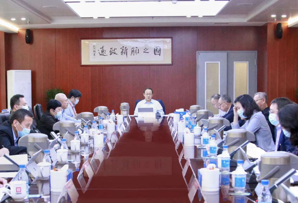 中(zhong)國(guo)國(guo)新(xin)召開全面深化改革領(ling)導(dao)小(xiǎo)組會議 全面推進(jin)改革三年(nian)行動(dòng)提速(su)增效